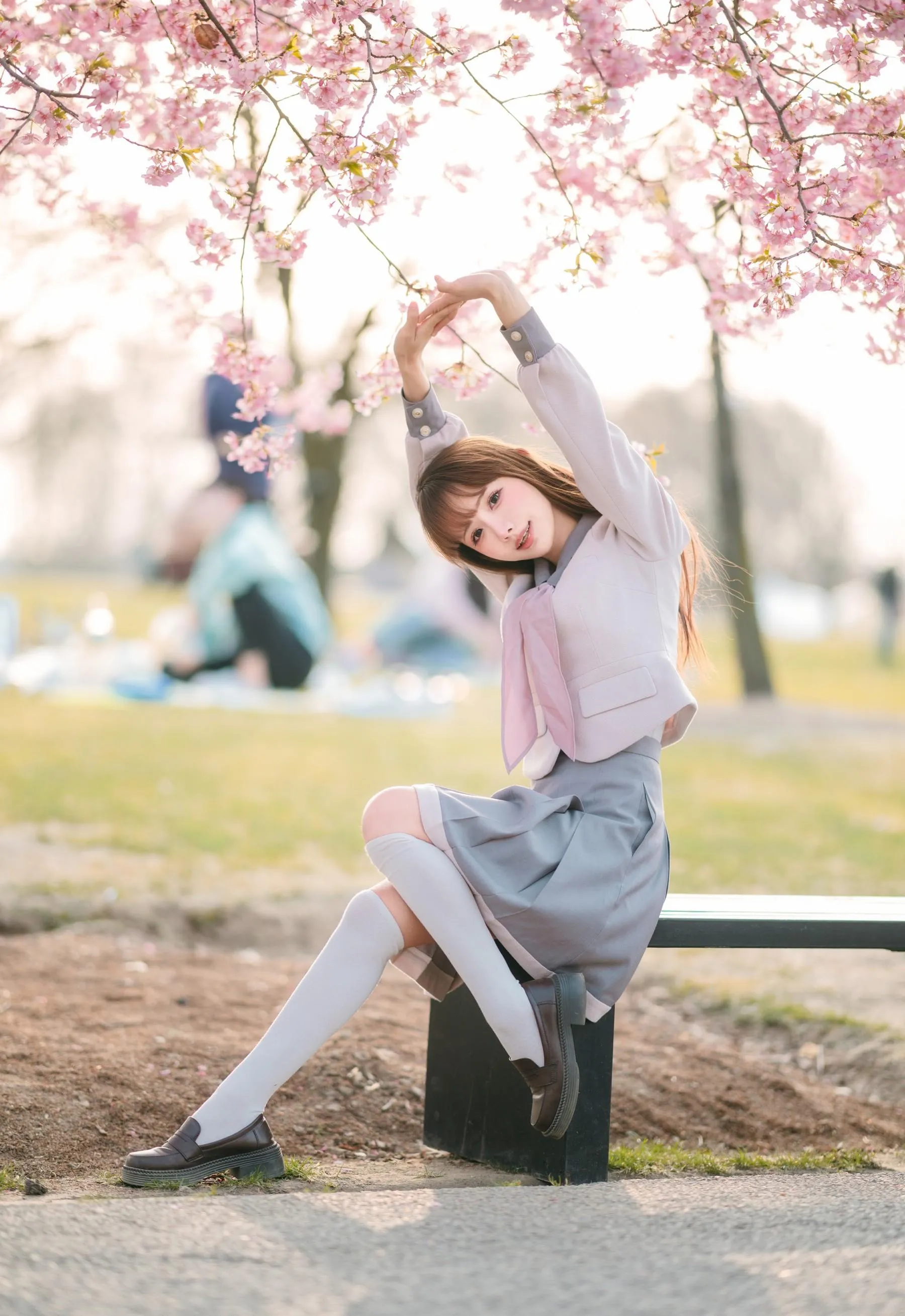 紫氯氯 – NO.03 樱花下的JK少女 [19P]插图8